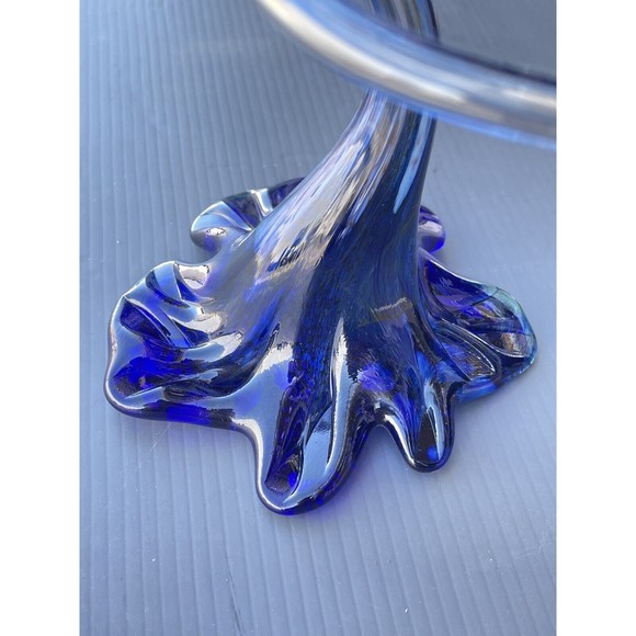 Art Glass Flower Blue Swirl Bud Vase Curled Stem Hand Blown Signed - Picture 5 of 8